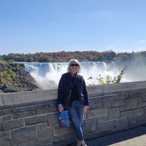 🛍️Meet Your Posher Amy🛍️